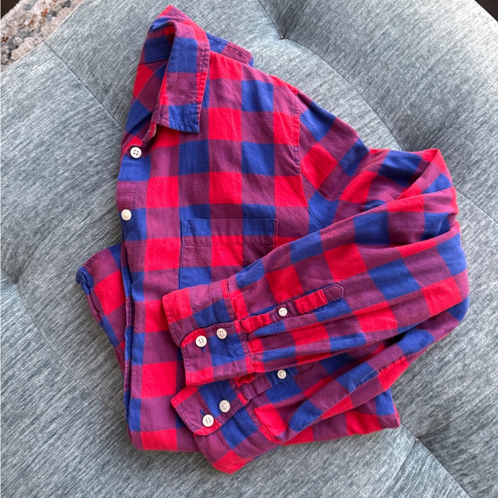 J Crew Lightweight Soft Button Down in “Boy Fit” - Picture 3 of 3
